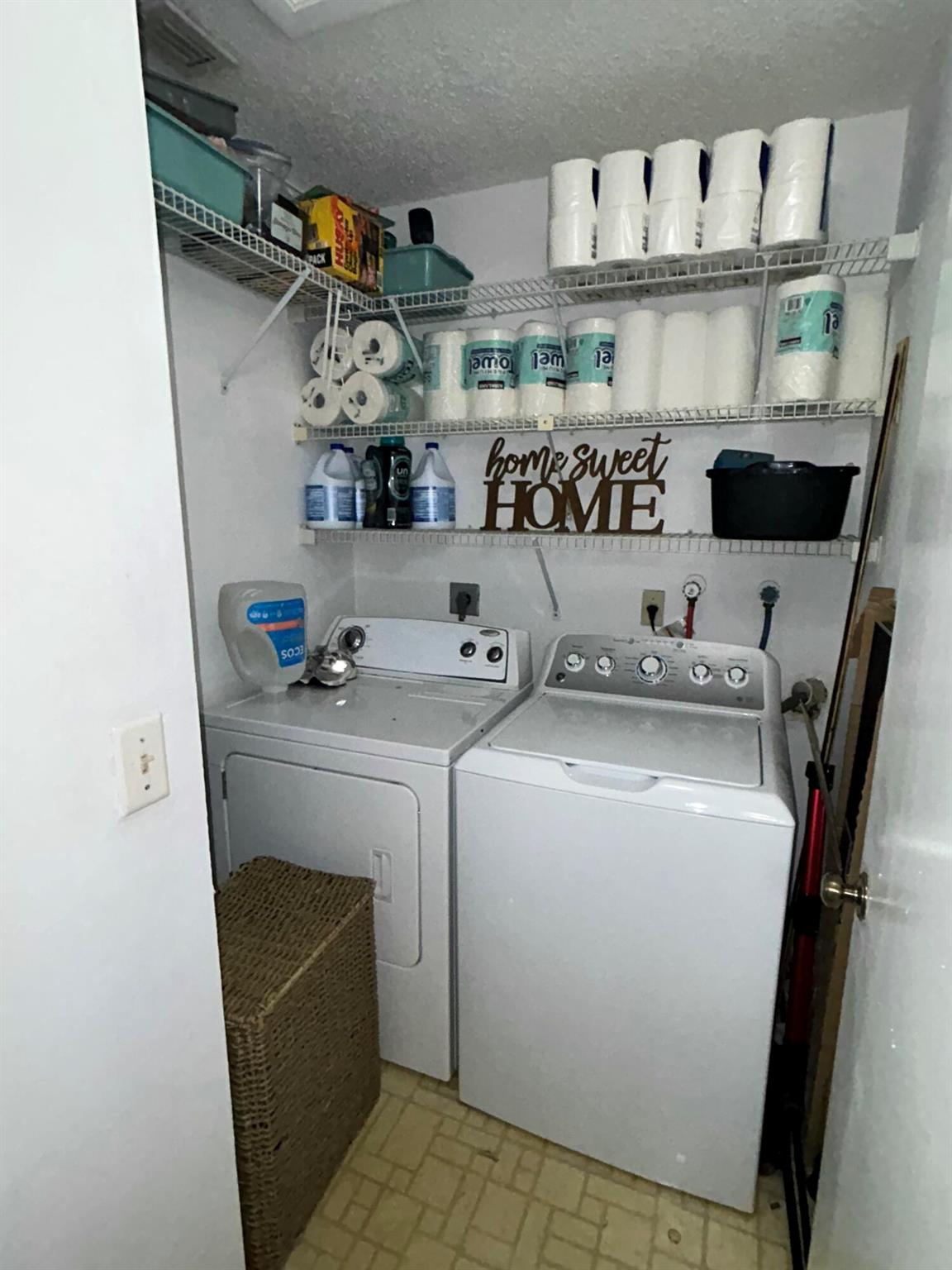 MEADOWRIDGE EAST CONDO - Residential Lease