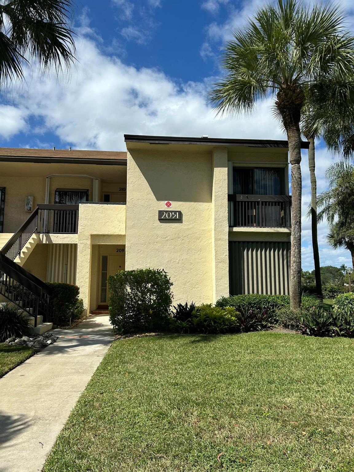 MEADOWRIDGE EAST CONDO - Residential Lease