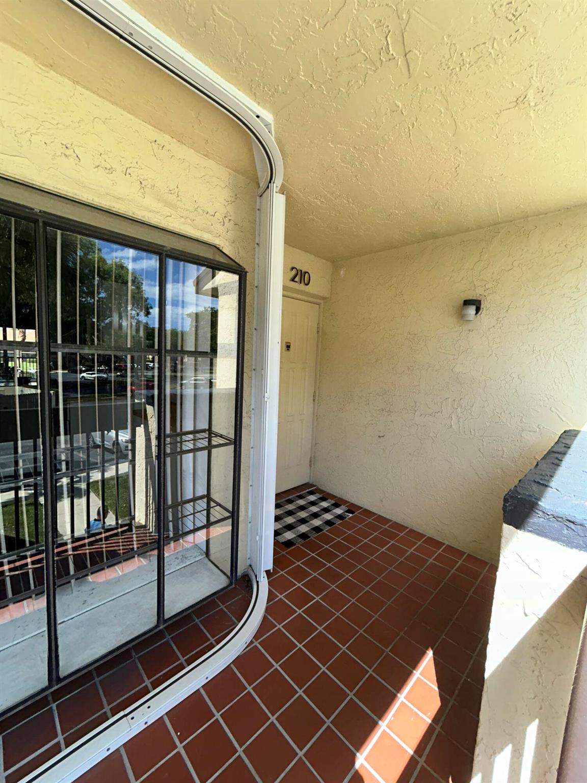 MEADOWRIDGE EAST CONDO - Residential Lease