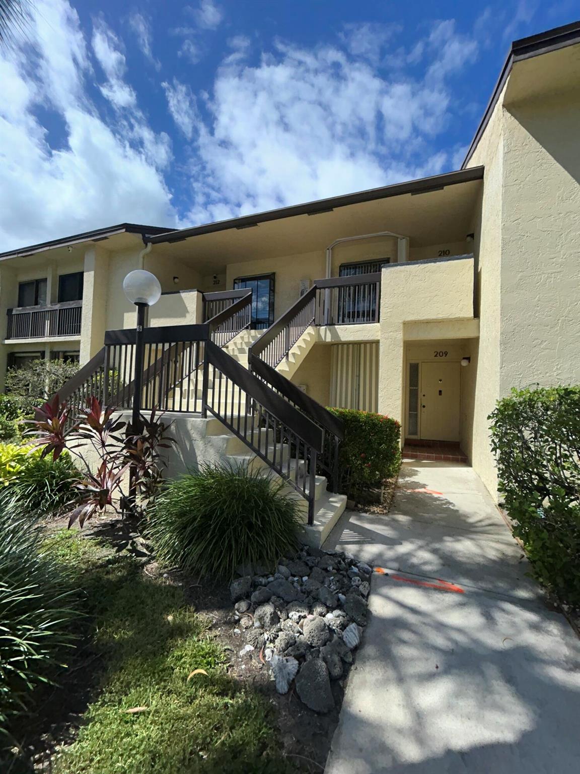MEADOWRIDGE EAST CONDO - Residential Lease