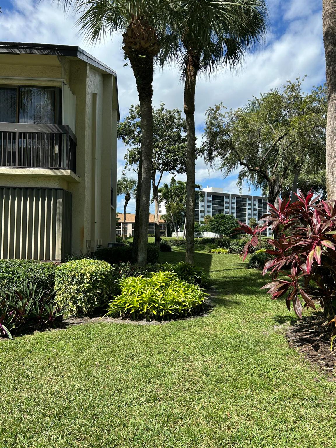 MEADOWRIDGE EAST CONDO - Residential Lease