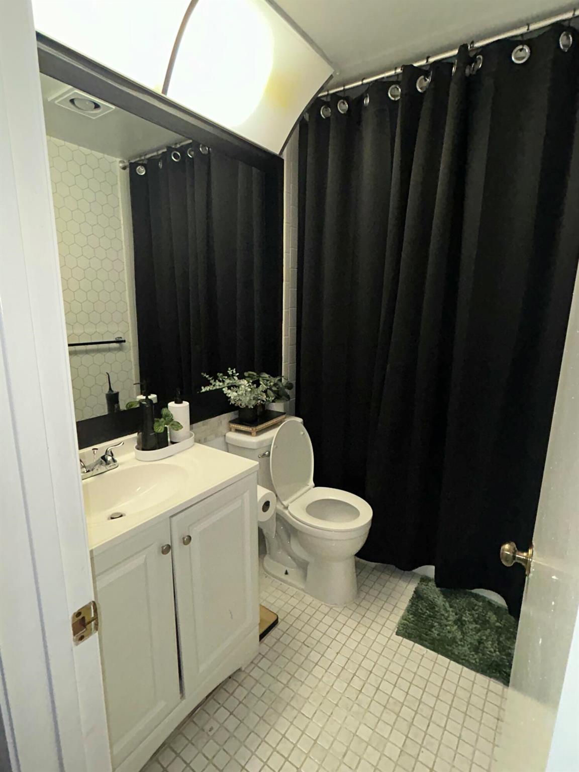 MEADOWRIDGE EAST CONDO - Residential Lease