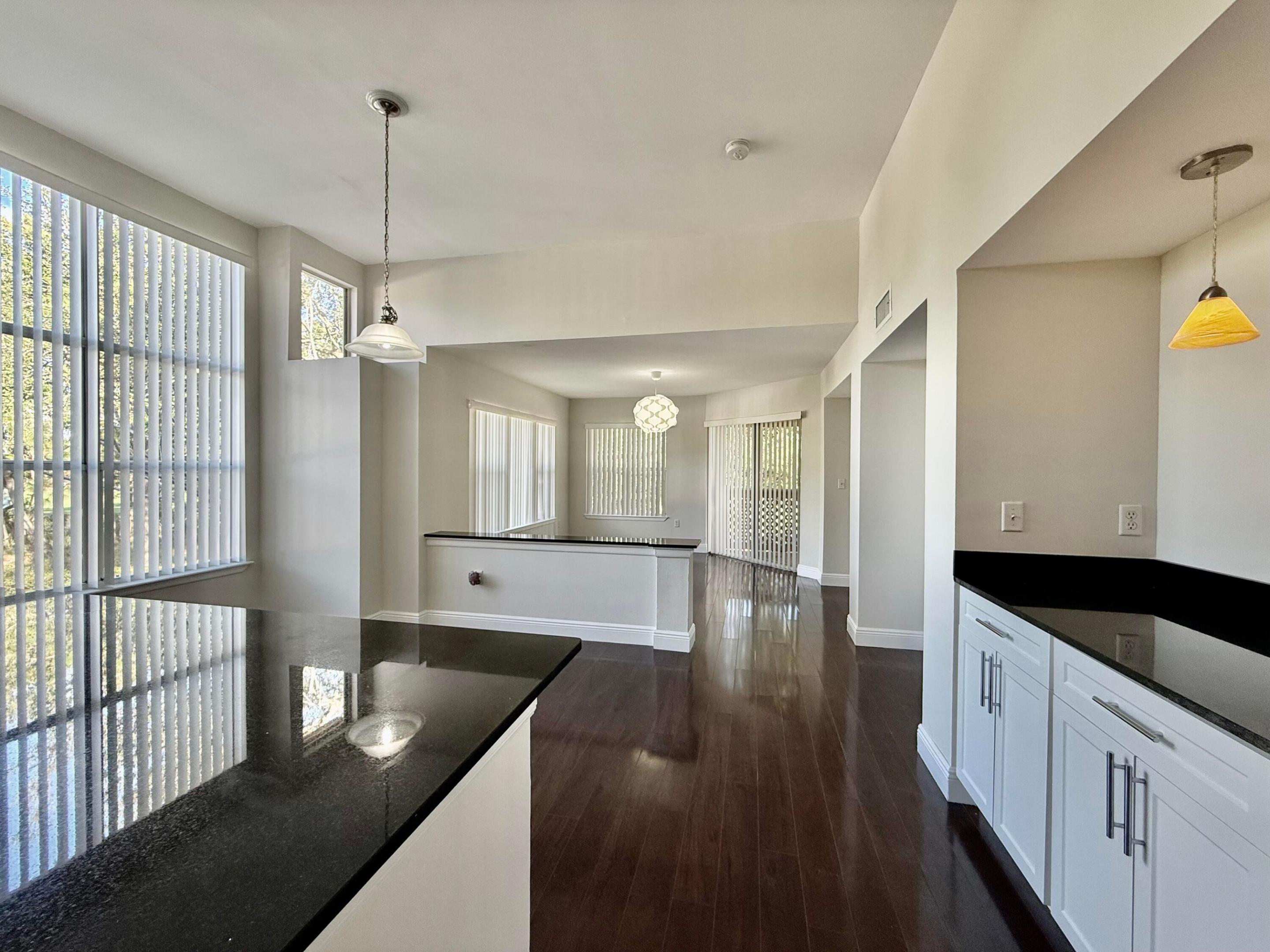 PALM LAKE CONDO - Residential Lease