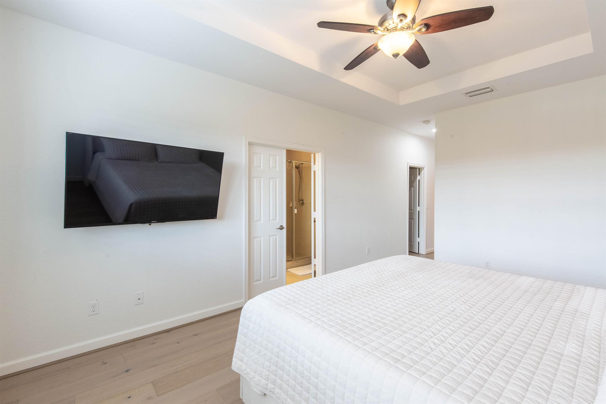 WELLINGTON PARC - Residential Lease