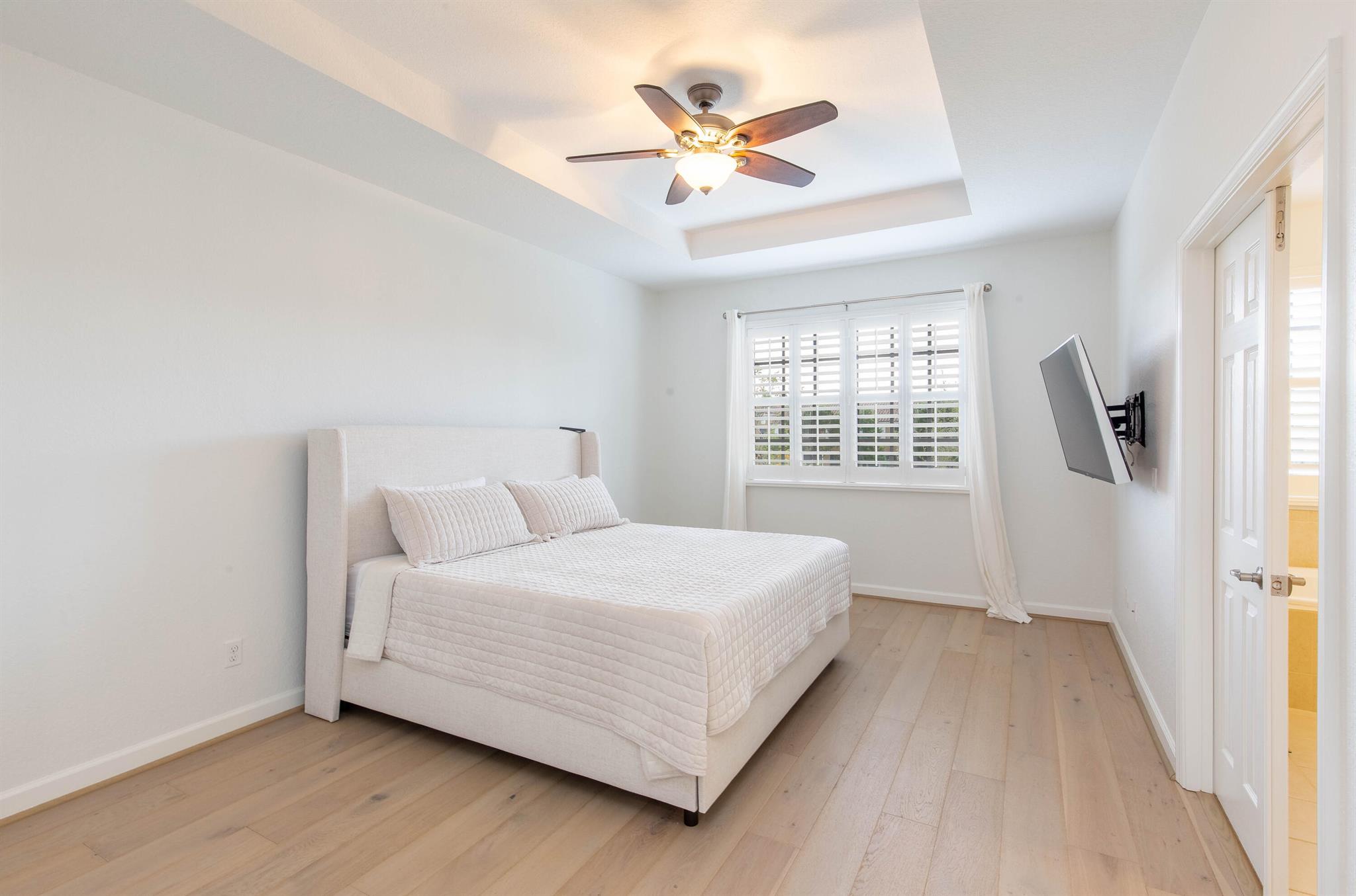 WELLINGTON PARC - Residential Lease