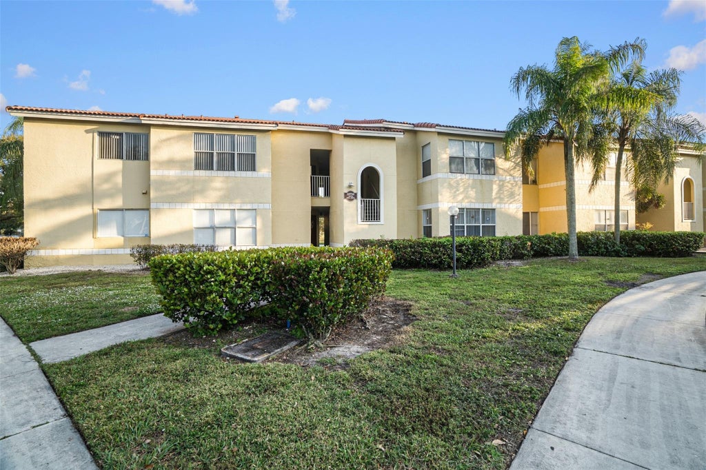 Photo of 12730 VISTA ISLES Drive #821, Sunrise, FL 33325 (MLS # B26075183)