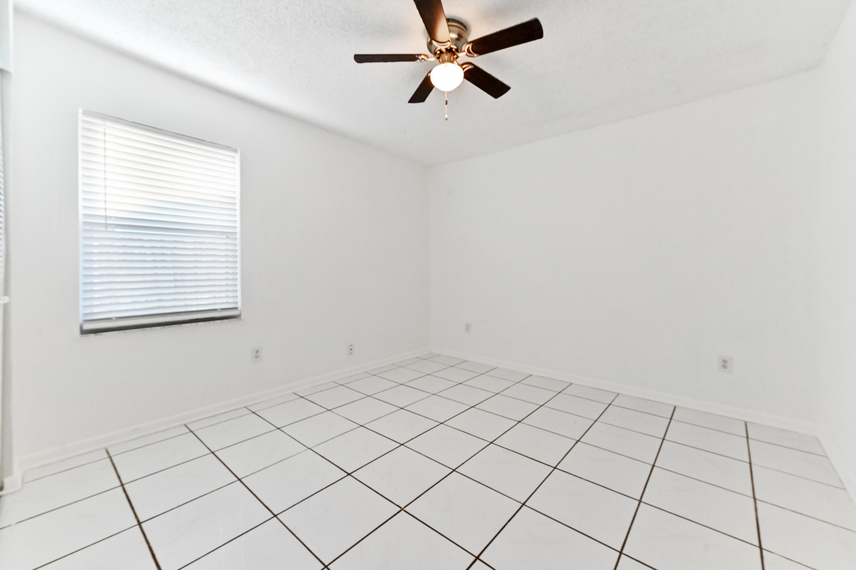 COUNTRYWOOD - Residential