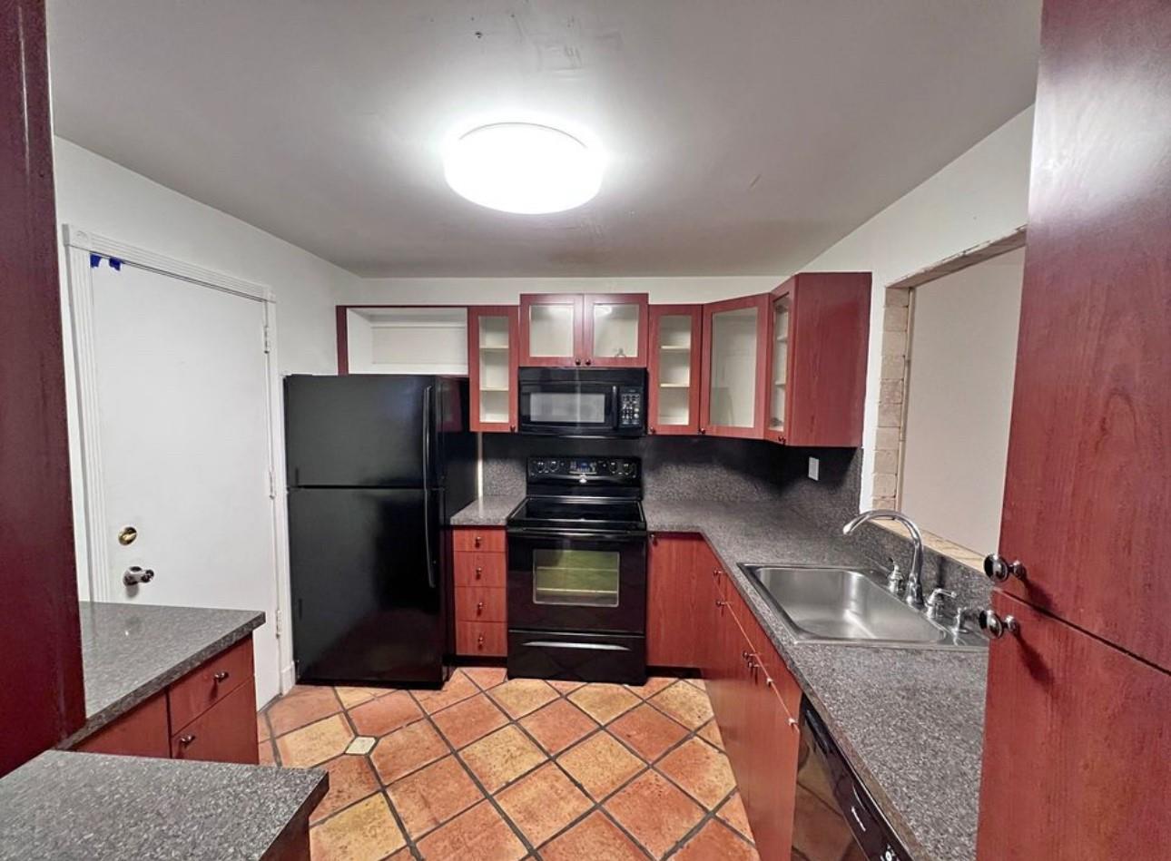410 NW 68th Ave 104