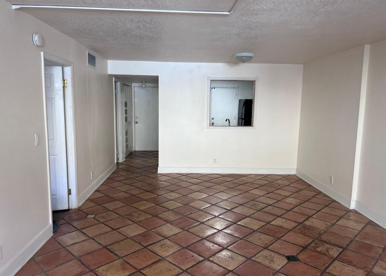 410 NW 68th Ave 104