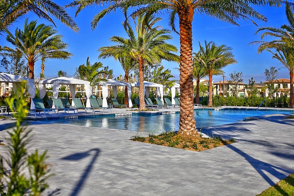 ALTON NEIGHBORHOOD 4 - Residential