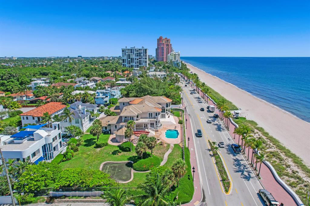 LAS OLAS BY THE SEA EXT - Residential