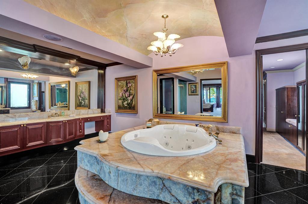 LAS OLAS BY THE SEA EXT - Residential