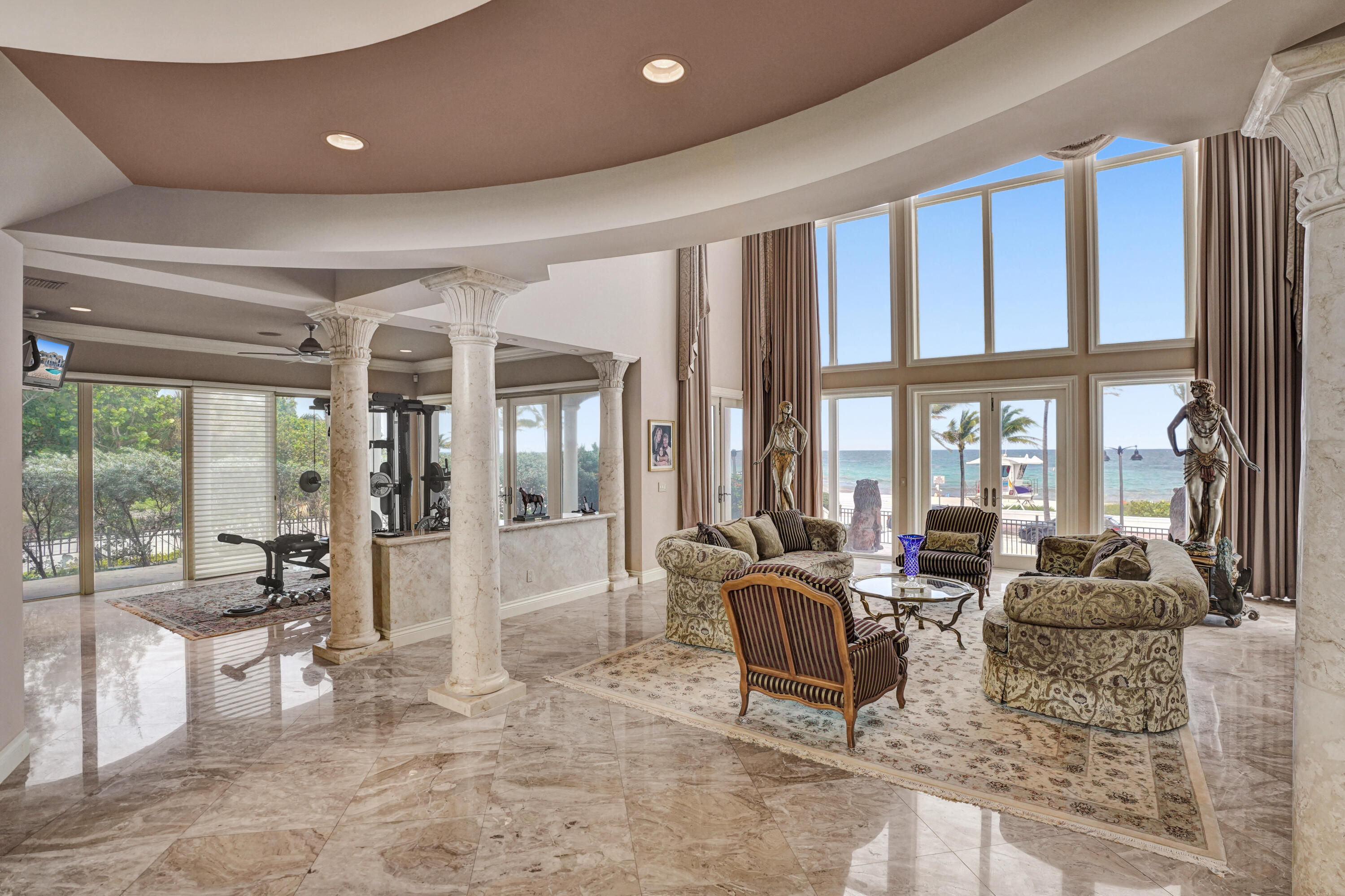 LAS OLAS BY THE SEA EXT - Residential