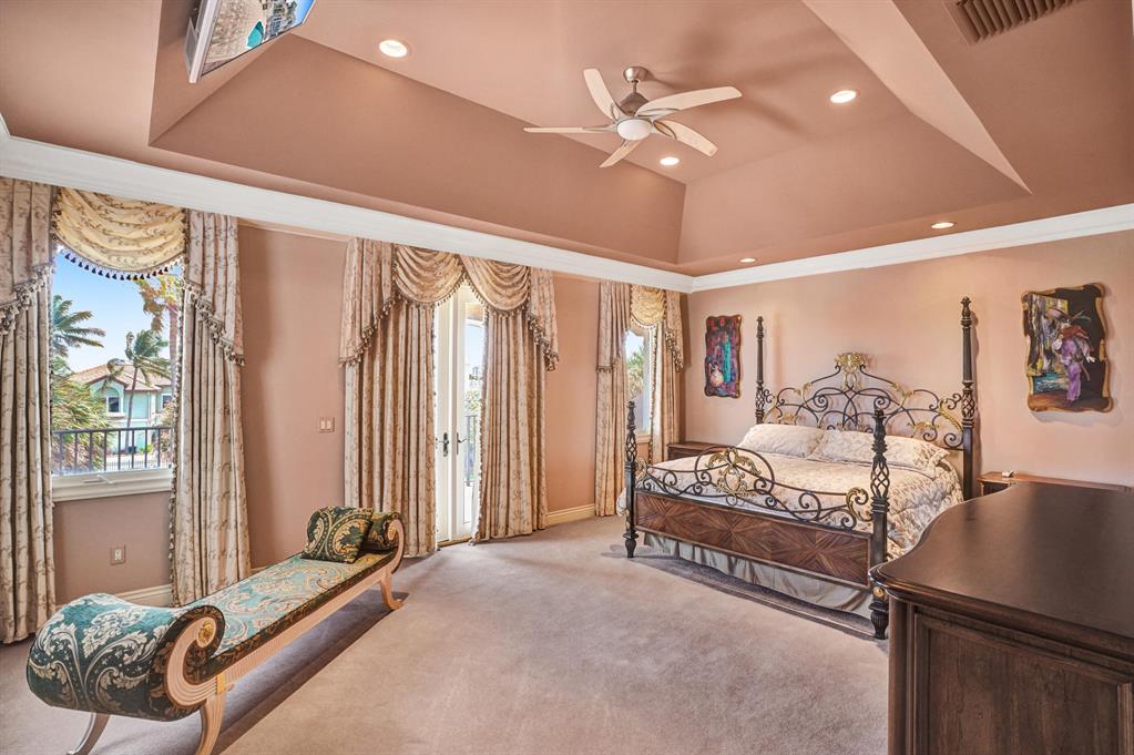 LAS OLAS BY THE SEA EXT - Residential