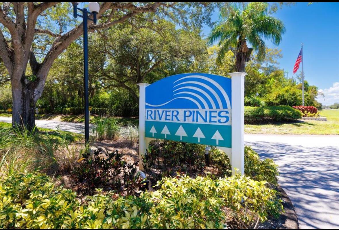 RIVER PINES - Residential Lease
