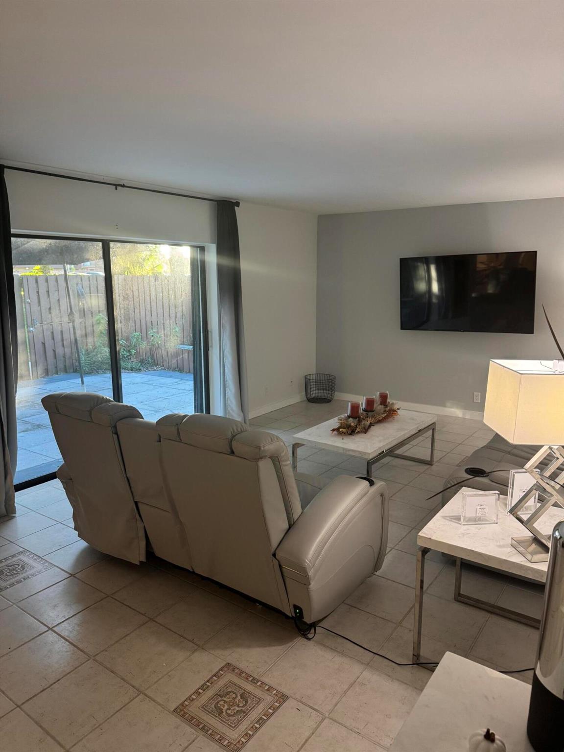 RIVER PINES - Residential Lease