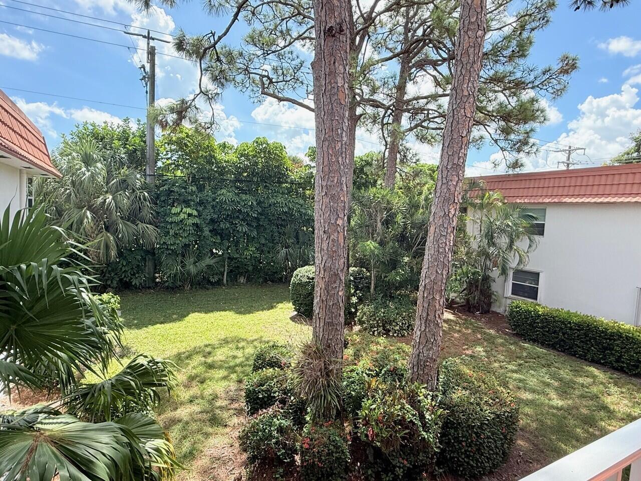 VISTA PINES CONDO - Residential