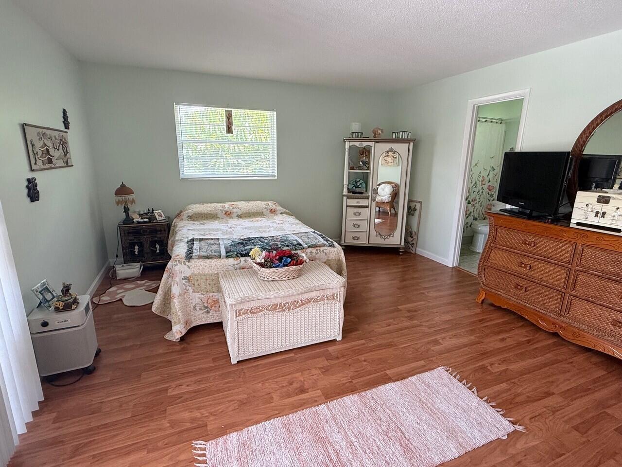 VISTA PINES CONDO - Residential