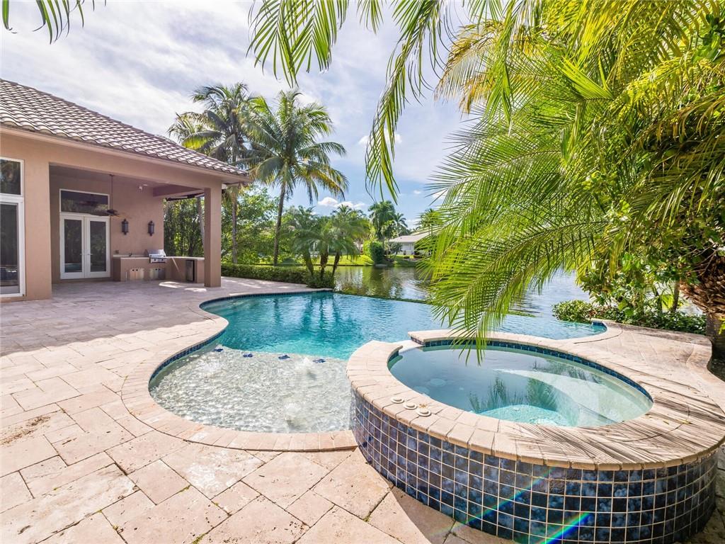 Hawks Landing - Enclave - Residential