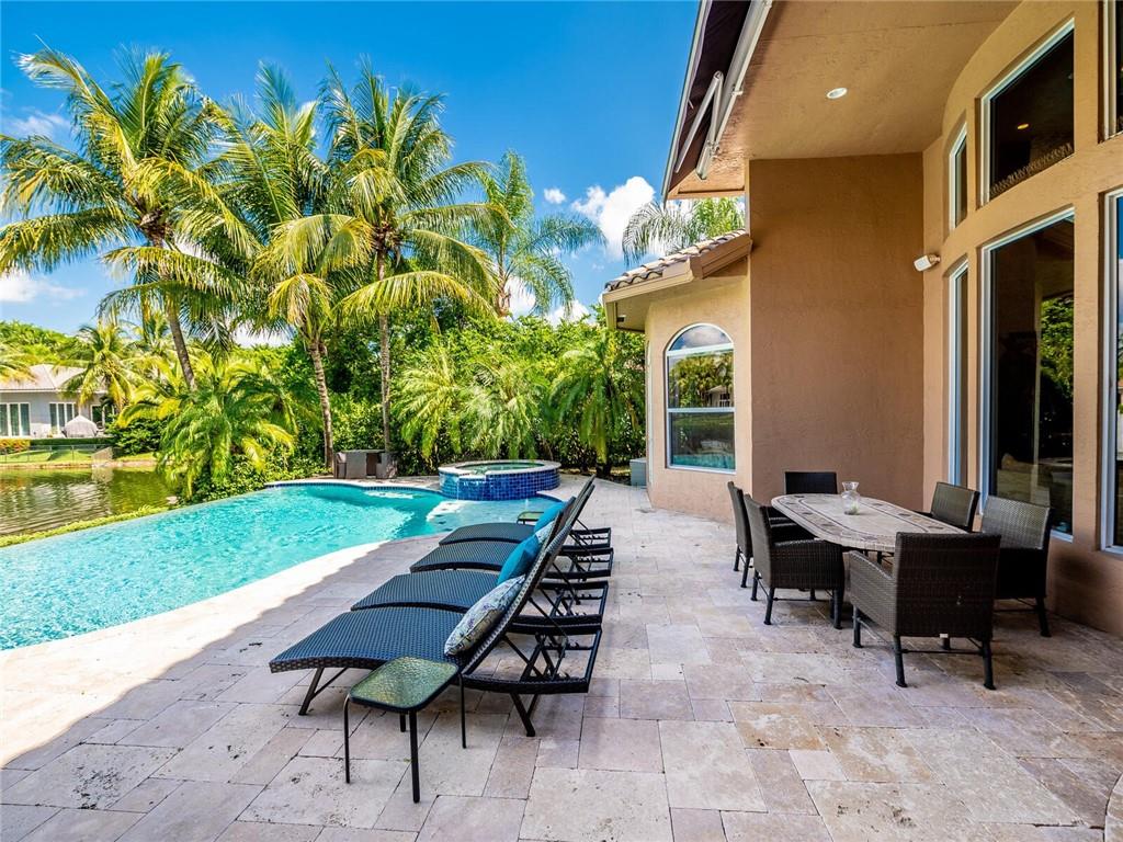 Hawks Landing - Enclave - Residential