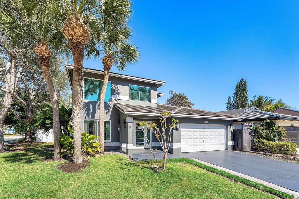 Photo of 4087 NW 2nd Court, Delray Beach, FL 33445 (MLS # R11162787)