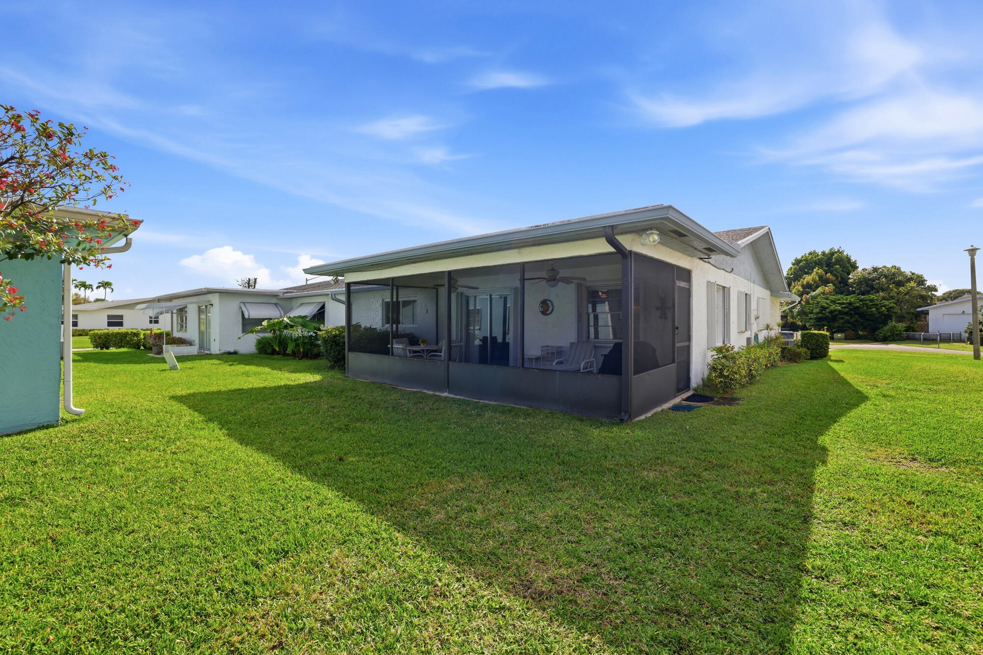 DELRAY VILLAS 4/5 - Residential