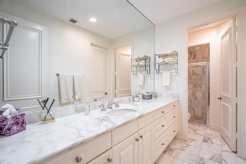 ADDISON RESERVE - Residential