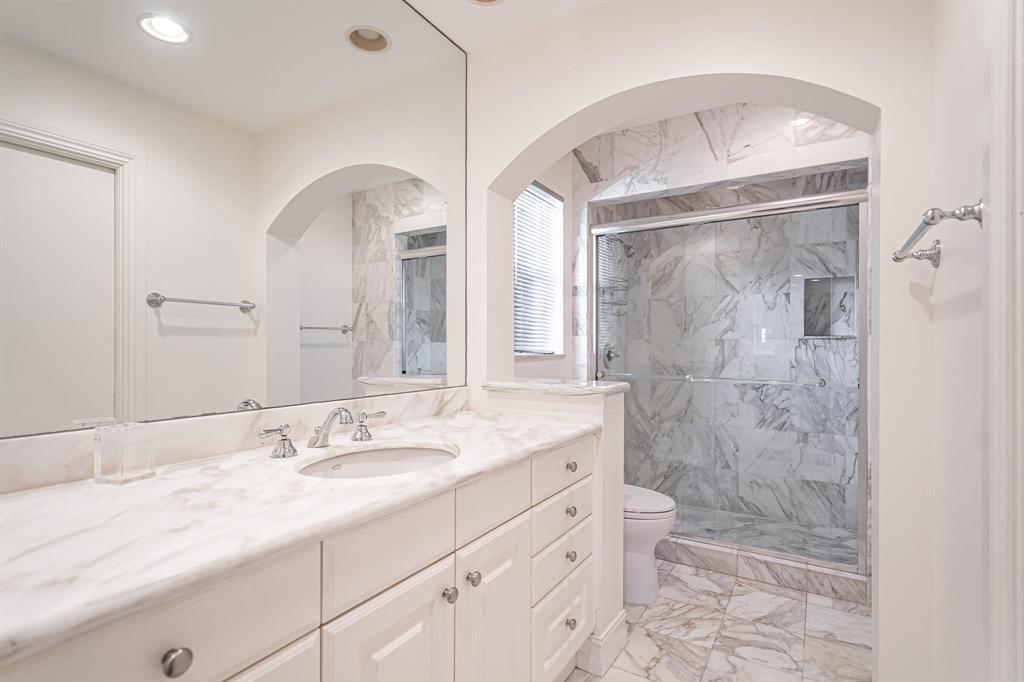 ADDISON RESERVE - Residential