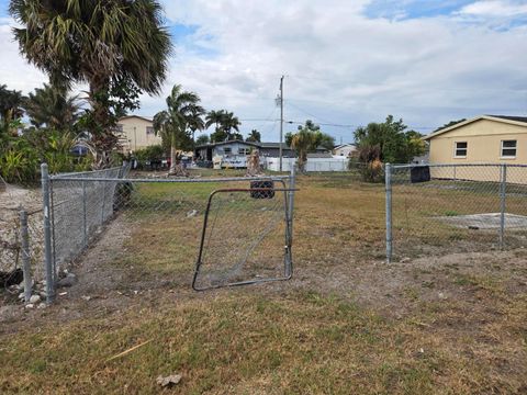 640 SW 6th Street Belle Glade FL 33430