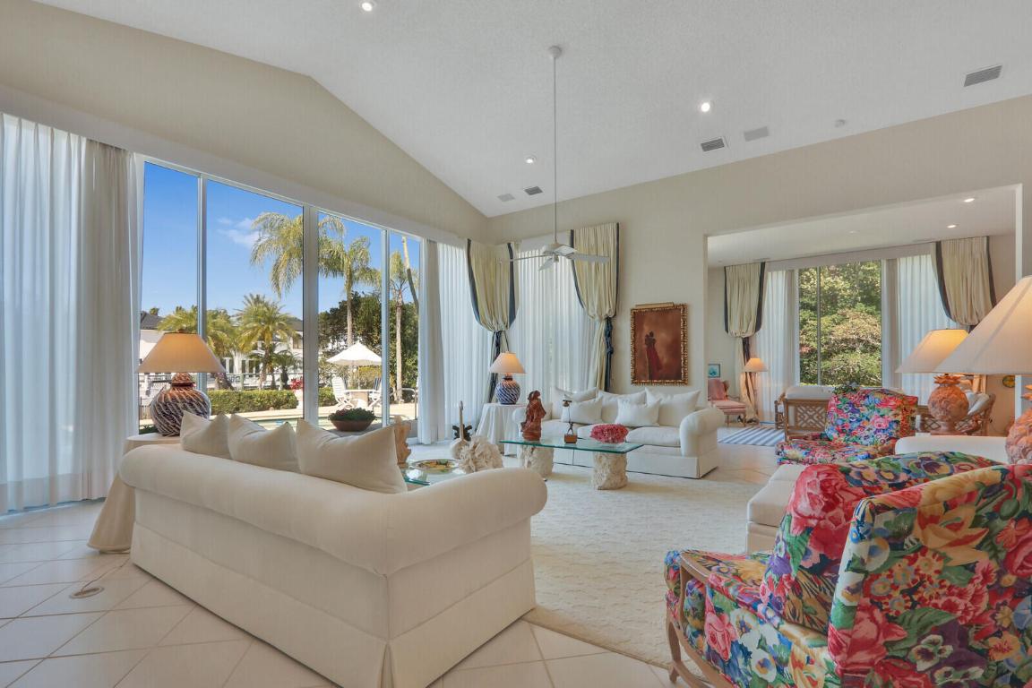 FRENCHMANS CREEK - Residential