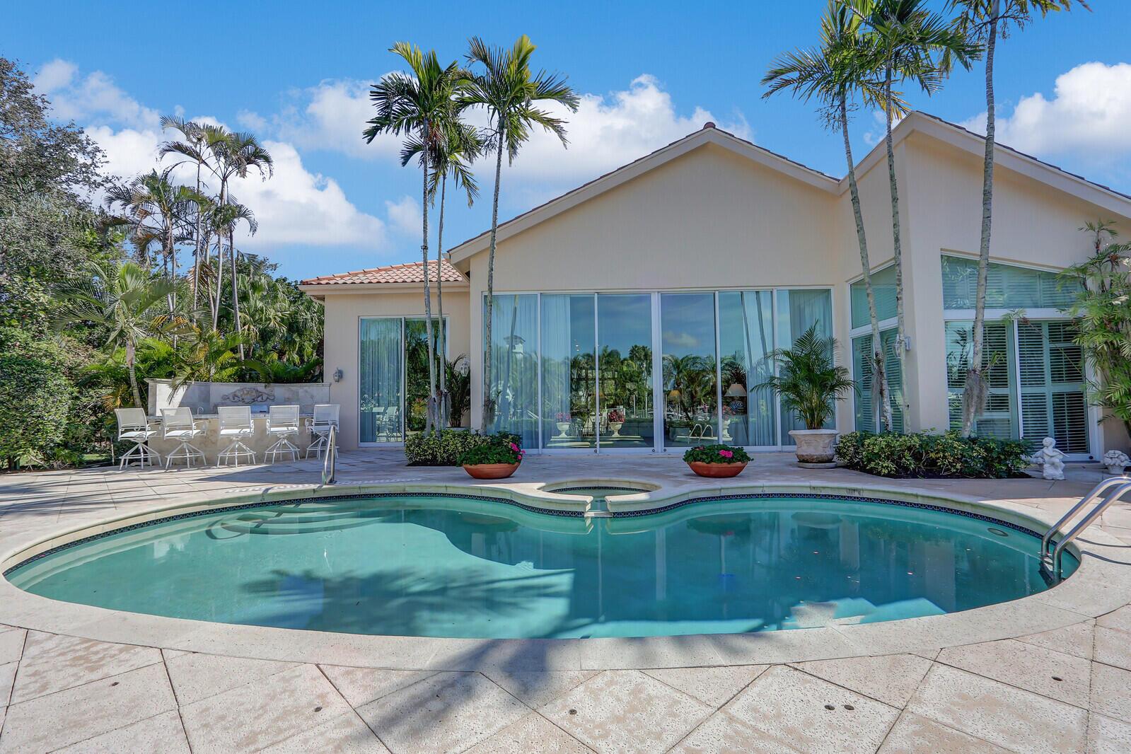 FRENCHMANS CREEK - Residential