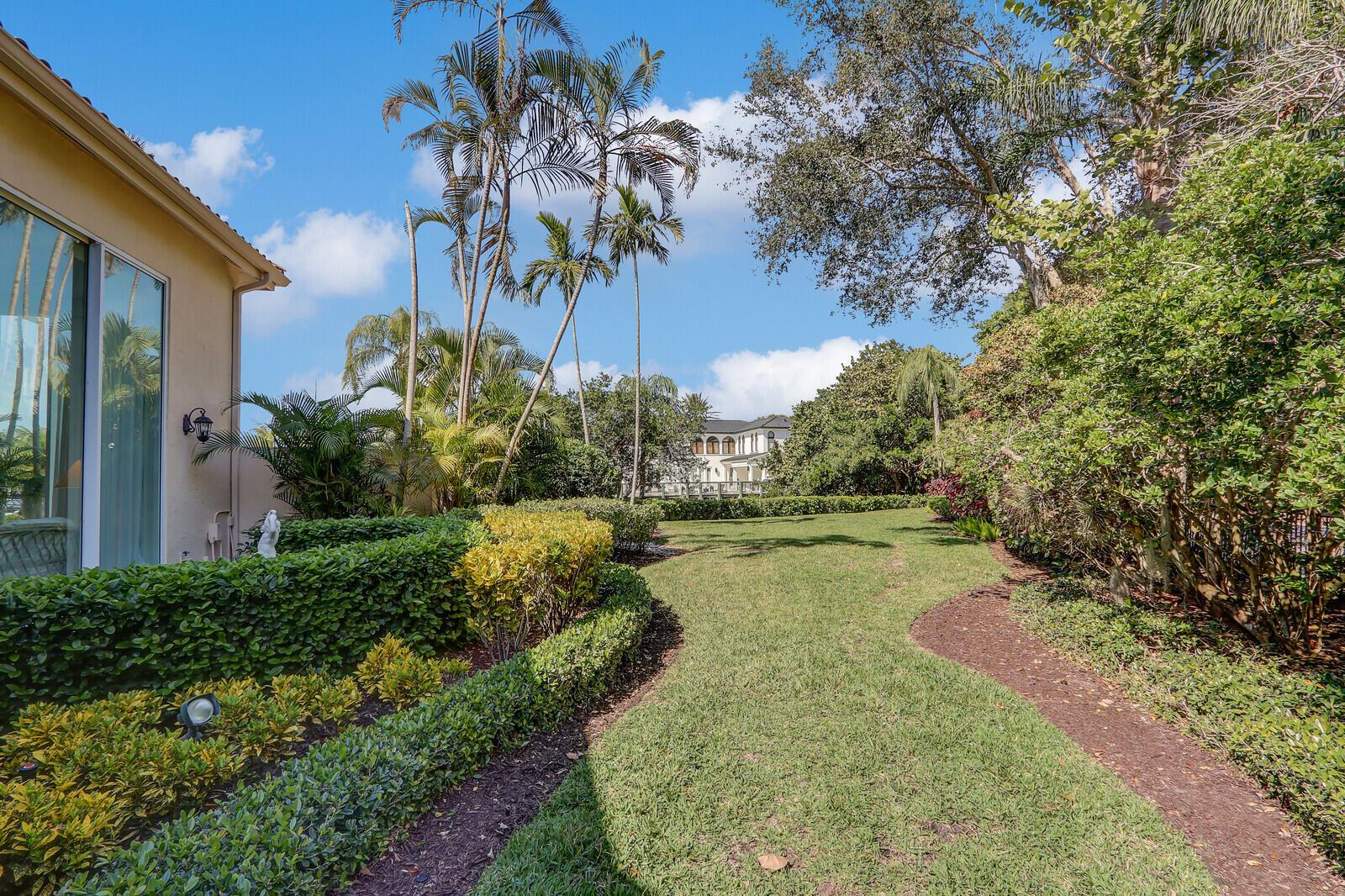 FRENCHMANS CREEK - Residential