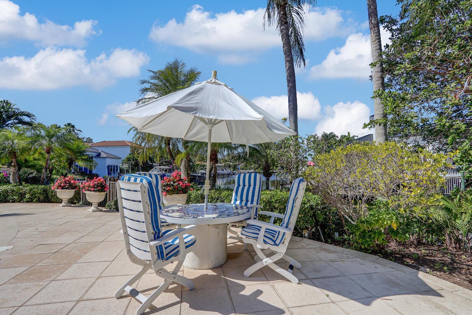 FRENCHMANS CREEK - Residential