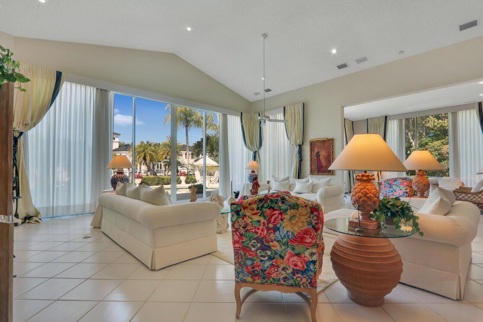 FRENCHMANS CREEK - Residential