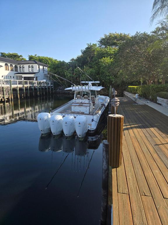 FRENCHMANS CREEK - Residential