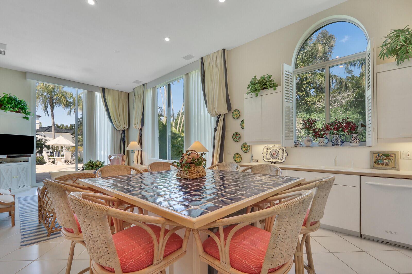 FRENCHMANS CREEK - Residential