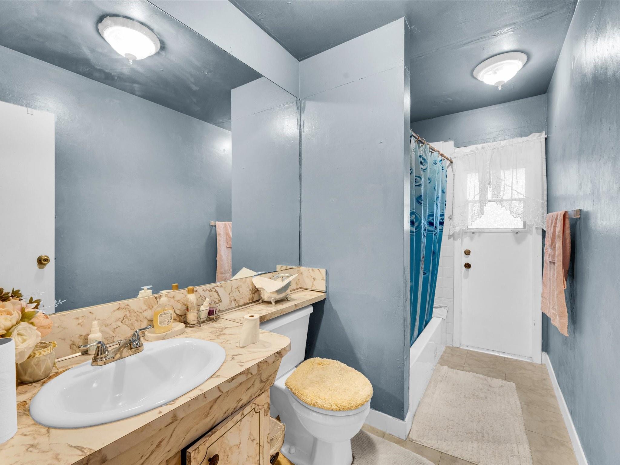 Sunrise Golf Village Sec - Residential