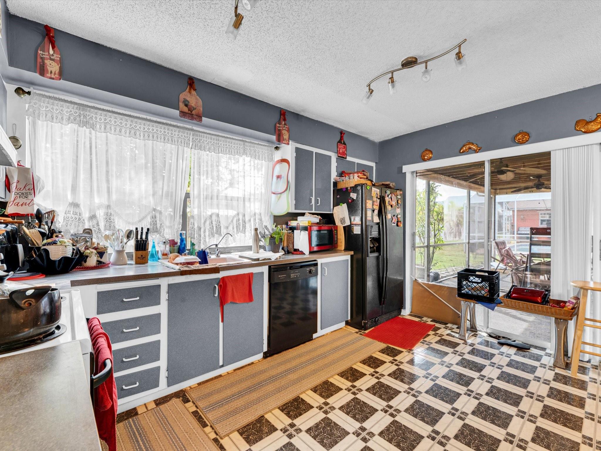 Sunrise Golf Village Sec - Residential