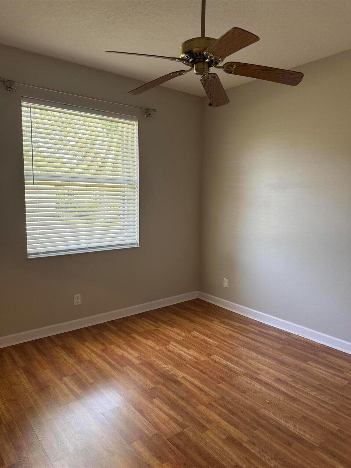 KENWOOD VILLAGE PD SUBDIVISION - Residential Lease