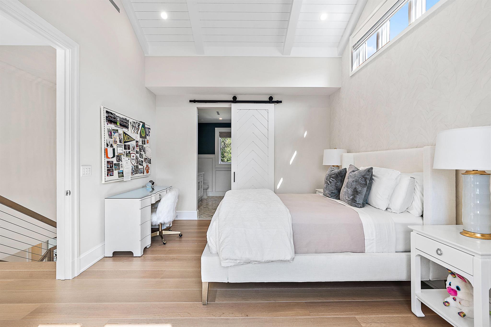 Admirals Cove - Residential