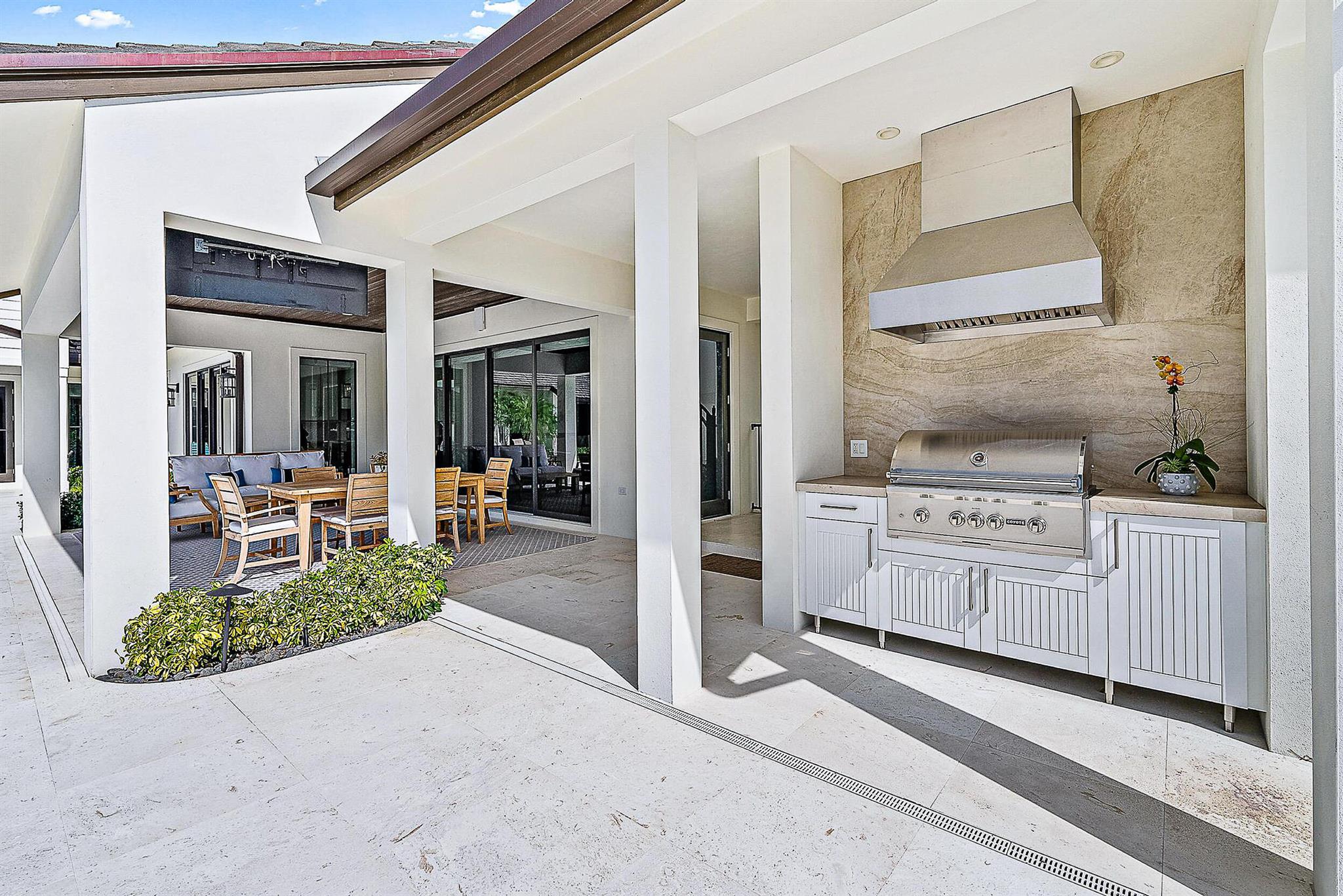 Admirals Cove - Residential