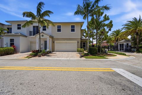 Tiny photo for 6993 Pines Circle, Coconut Creek, FL 33073 (MLS # B26039333)