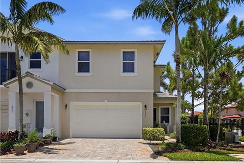 Tiny photo for 6993 Pines Circle, Coconut Creek, FL 33073 (MLS # B26039333)