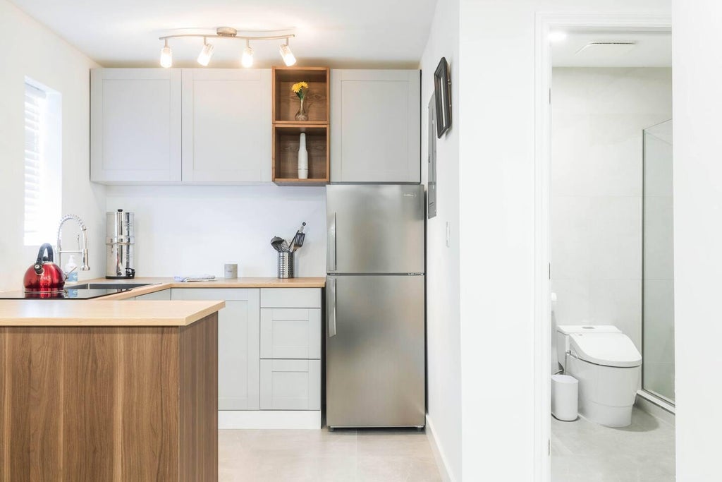 Photo of 1826 JEFFERSON Street #2, Hollywood, FL 33020 (MLS # B26061149)