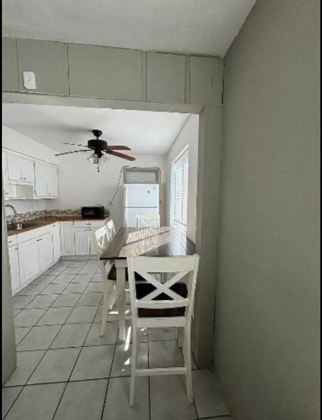 Photo of 6450 Oak Street, Hollywood, FL 33024 (MLS # B26000421)