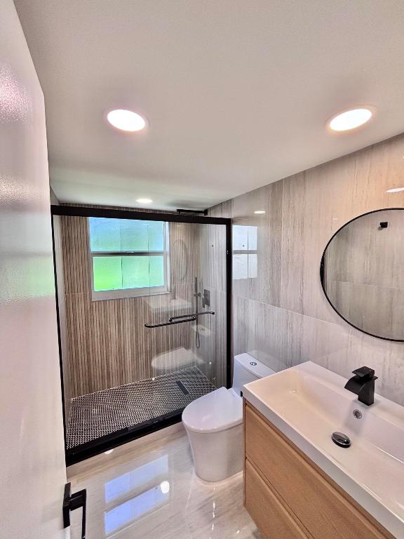 PALM-AIRE COUNTRY CLUB - Residential