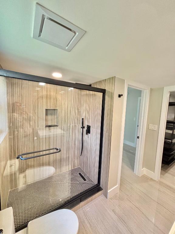 PALM-AIRE COUNTRY CLUB - Residential