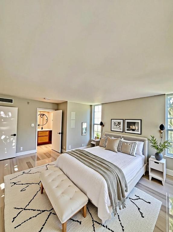 PALM-AIRE COUNTRY CLUB - Residential