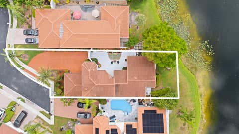 Photo of 980 Bel Aire Drive West, Pembroke Pines, FL 33027 (MLS # B26037099)