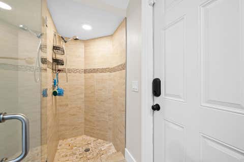 Tiny photo for 980 Bel Aire Drive West, Pembroke Pines, FL 33027 (MLS # B26037099)